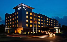 Aloft Charlotte Ballantyne